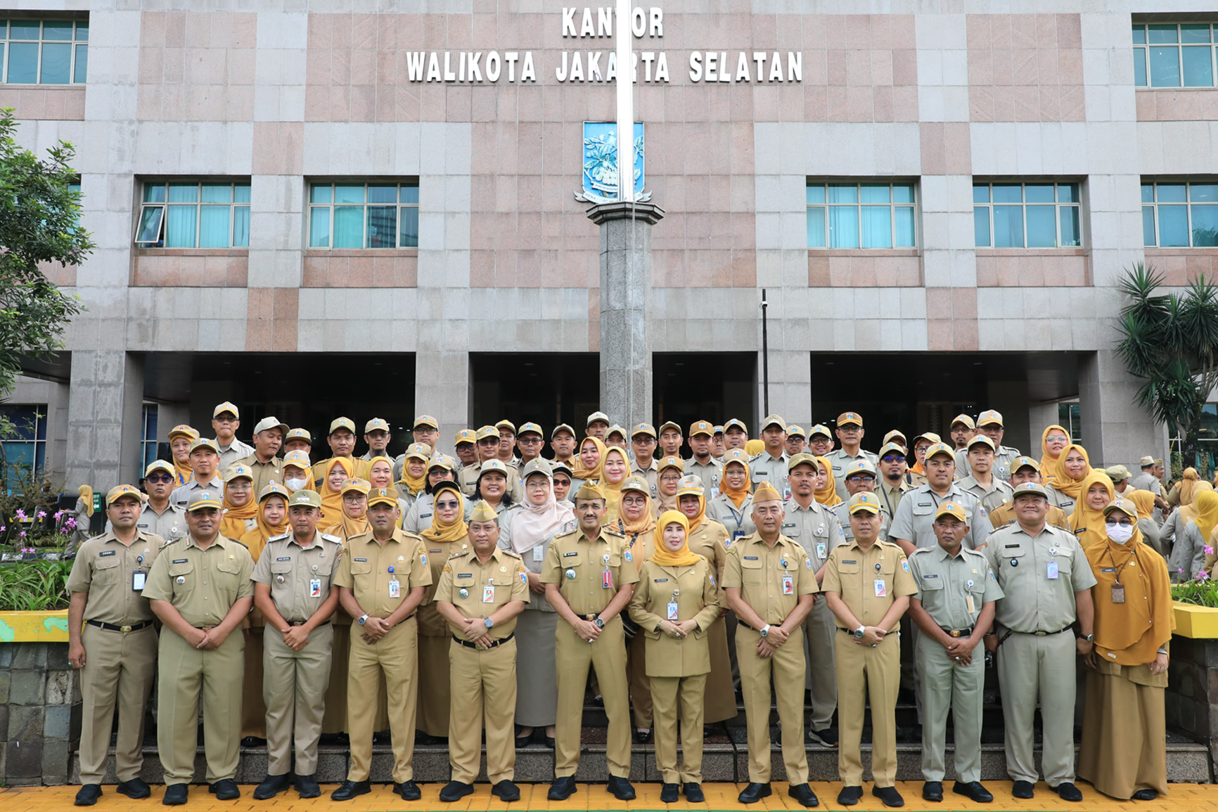 PEJABAT JAKARTA SELATAN